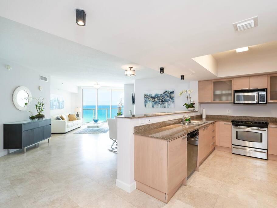 Gorgeous Ocean View Escape By Cielo Miami Beach